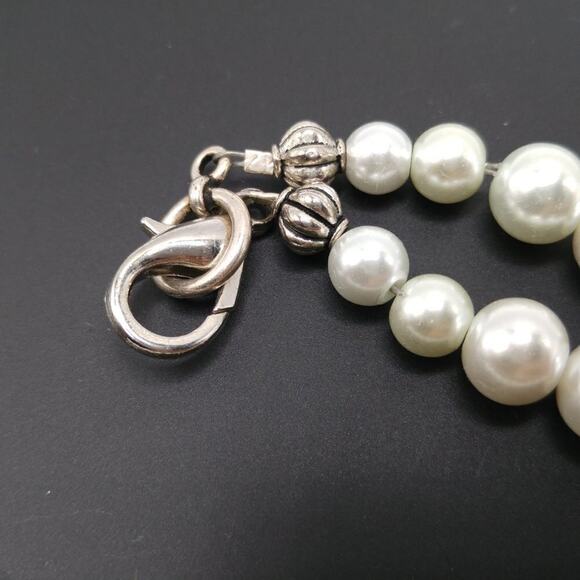 Handmade Freshwater Pearls Inlayed Clear Rhinestones Pearl Necklace, 32 Inches - Picture 10 of 12